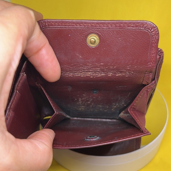 Cartier Bi-fold Wallet and COA - Picture 9 of 11